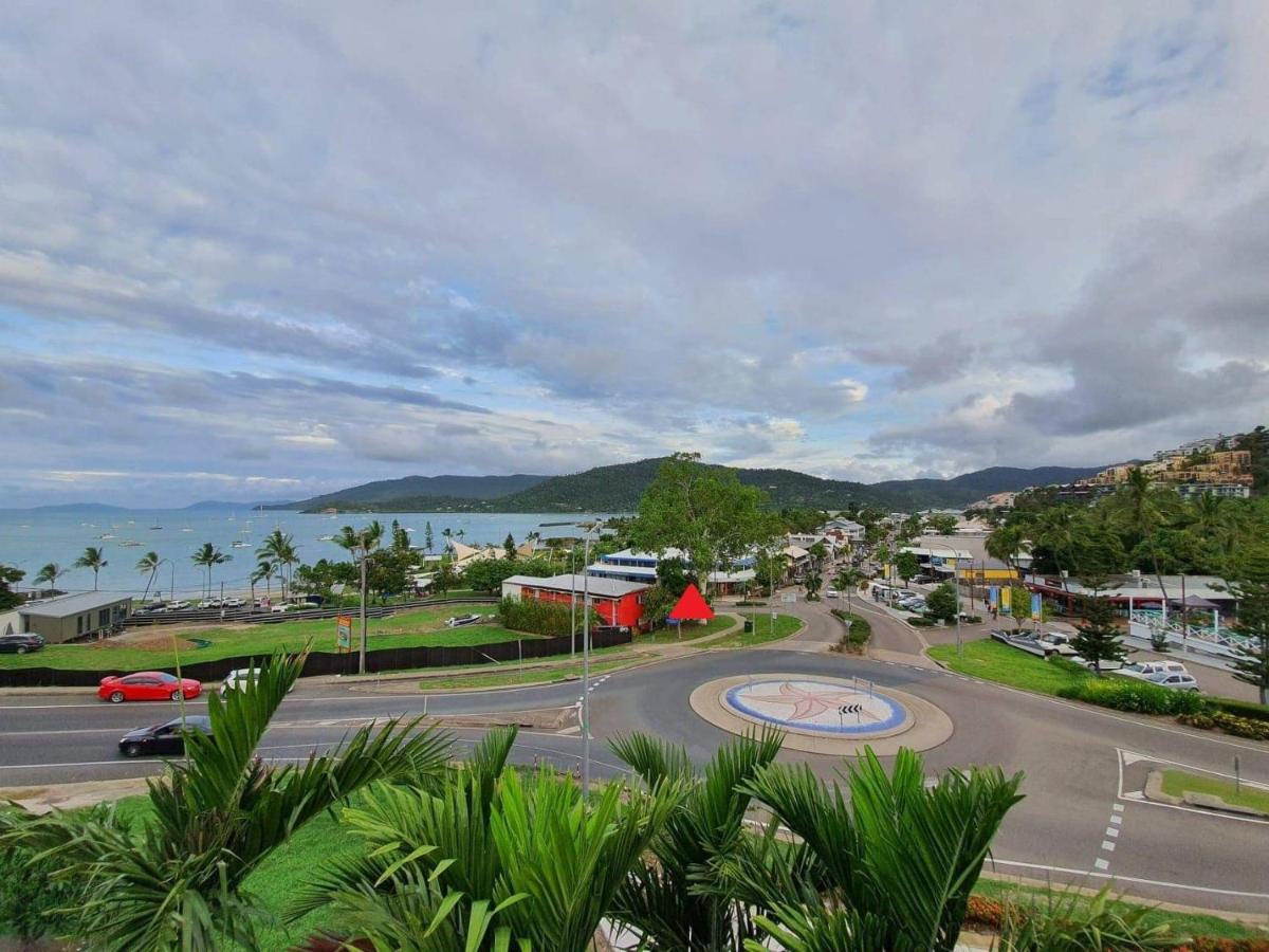 Heart Of Airlie Beach Apartment ภายนอก รูปภาพ